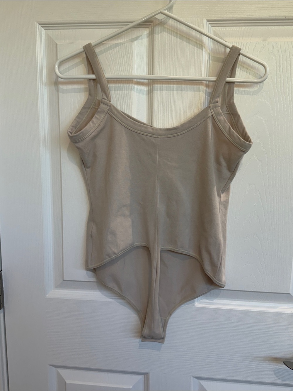 SKIMS Cotton Jersey Scoop Neck Bodysuit - Picture 5 of 7